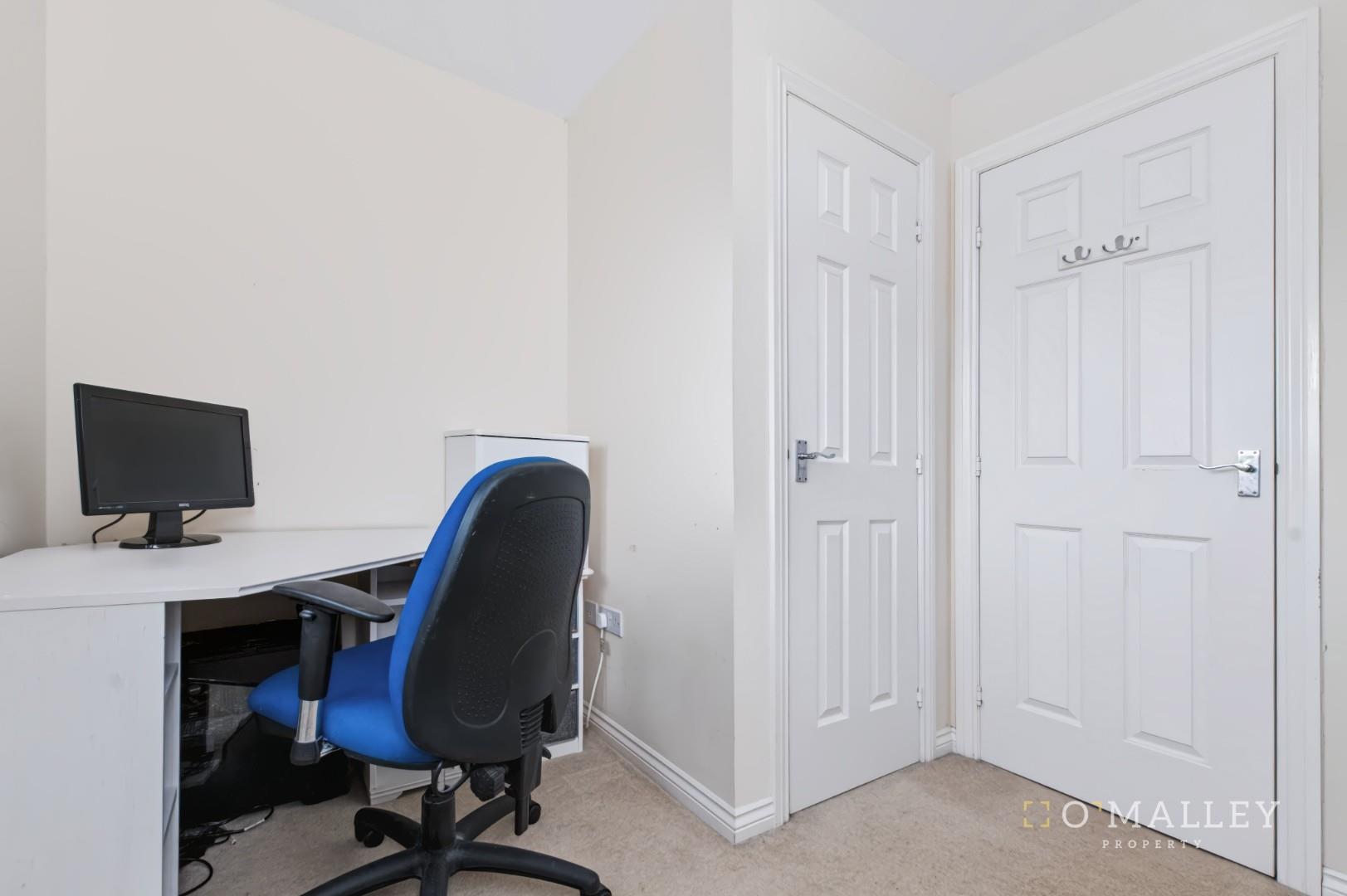 Bedroom 3/ Home office